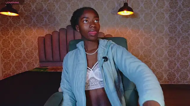 Snapshot of katia_green1 chatting on November 24, 1:11 pm katia green1 online show from November 24, 1:11 pm