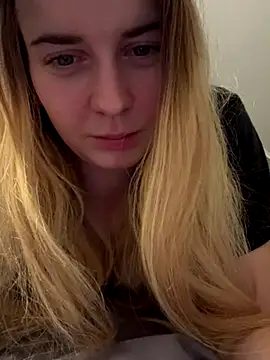 ellieen online show from October 28, 10:12 pm