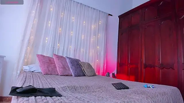 Shantal 777 online show from September 12, 1:33 pm