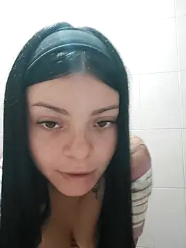 Snapshot of LunaJacobs chatting on October 30, 10:54 pm LunaJacobs online show from October 30, 10:54 pm