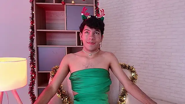 E R O S  online show from November 28, 8:33 pm