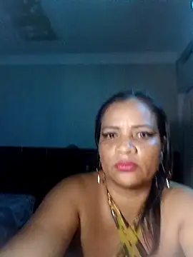 Snapshot of gatubela_69 chatting on September 27, 7:02 am gatubela 69 online show from September 27, 7:02 am