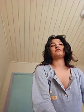 Snapshot of Hellenlin chatting on October 15, 5:57 pm Hellenlin online show from October 15, 5:57 pm