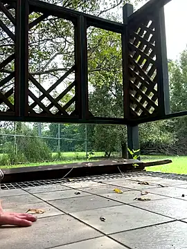 Snapshot of Neilslave0 chatting on October 3, 5:37 am Neilslave0 online show from October 3, 5:37 am