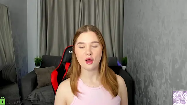 Brenda Puff online show from February 7, 12:14 am