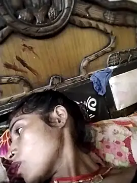 Snapshot of Susila_ji chatting on September 16, 7:04 pm Susila ji online show from September 16, 7:04 pm