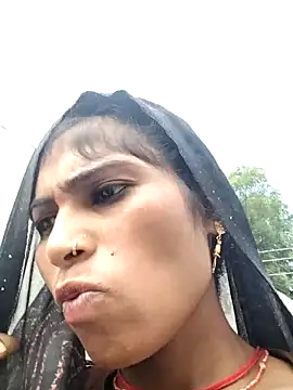 Snapshot of Susila_ji chatting on September 28, 9:03 am Susila ji online show from September 28, 9:03 am