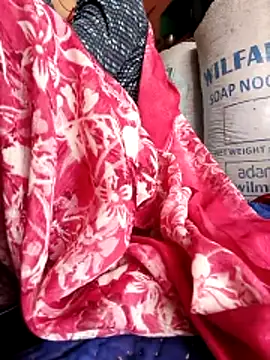 Snapshot of Susila_ji chatting on June 19, 9:02 am Susila ji online show from June 19, 9:02 am