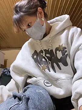 Mai bb online show from December 3, 9:07 am