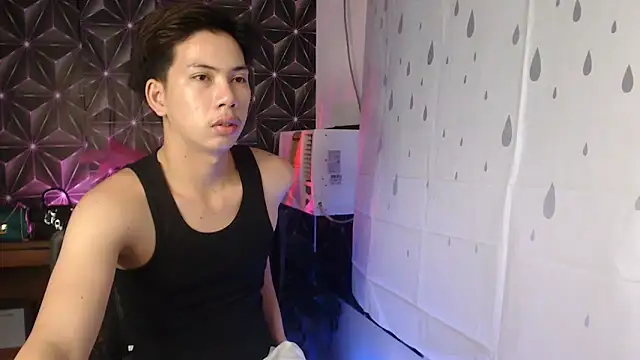 ursweet jade online show from October 5, 10:35 am