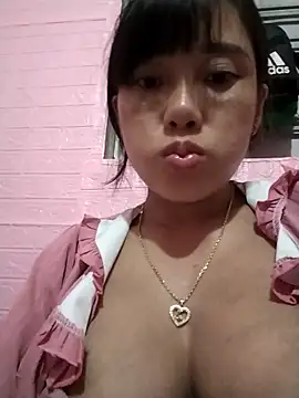 Snapshot of soope-00 chatting on September 29, 3:39 pm soope-00 online show from September 29, 3:39 pm