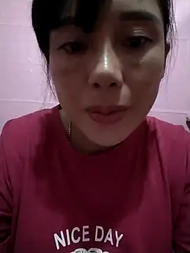 Snapshot of soope-00 chatting on October 17, 1:14 pm soope-00 online show from October 17, 1:14 pm