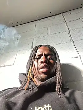 Wuu2now online show from October 31, 5:08 am