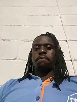 Wuu2now online show from November 10, 5:23 pm