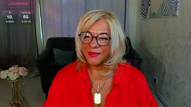 Snapshot of AnittaHarris chatting on October 15, 1:06 am AnittaHarris online show from October 15, 1:06 am