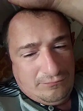 Snapshot of zurab39 chatting on September 13, 4:23 am zurab39 online show from September 13, 4:23 am