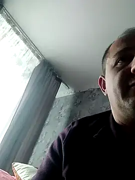 Snapshot of zurab39 chatting on October 25, 12:23 pm zurab39 online show from October 25, 12:23 pm