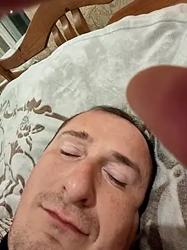 Snapshot of zurab39 chatting on November 1, 6:54 pm zurab39 online show from November 1, 6:54 pm