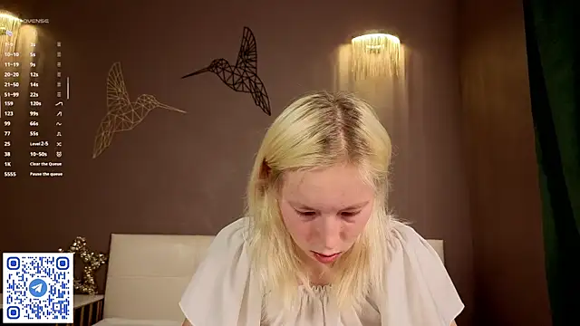 JuliannaWenger online show from February 10, 4:11 pm