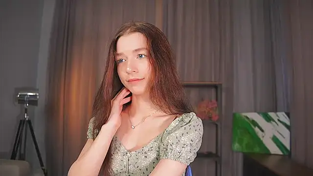 Snapshot of RoxieBolich chatting on September 15, 12:38 pm RoxieBolich online show from September 15, 12:38 pm