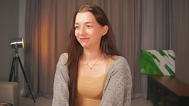 Snapshot of RoxieBolich chatting on September 21, 1:35 pm RoxieBolich online show from September 21, 1:35 pm