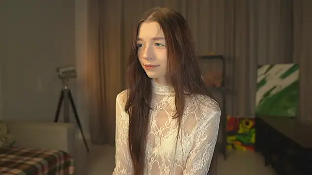 Snapshot of RoxieBolich chatting on October 19, 1:45 pm RoxieBolich online show from October 19, 1:45 pm