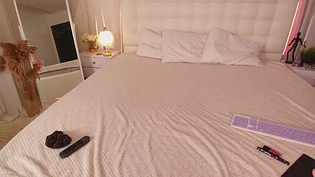 Snapshot of Lilit_1Love chatting on September 26, 4:33 pm Lilit 1Love online show from September 26, 4:33 pm