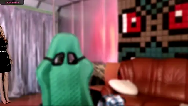 Snapshot of KatrinClark chatting on September 22, 4:53 pm KatrinClark online show from September 22, 4:53 pm