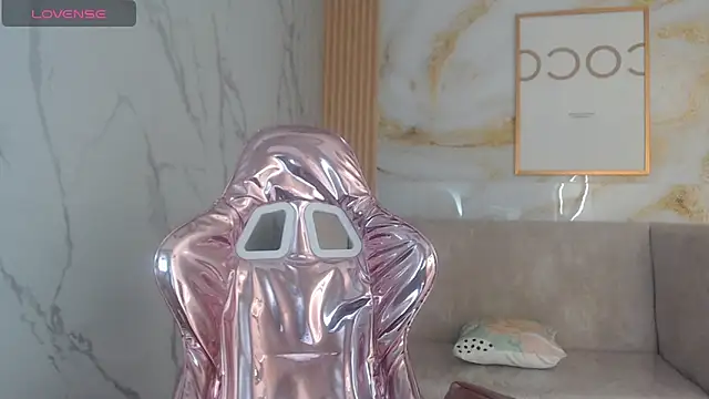 sara lopez s online show from October 29, 1:30 am