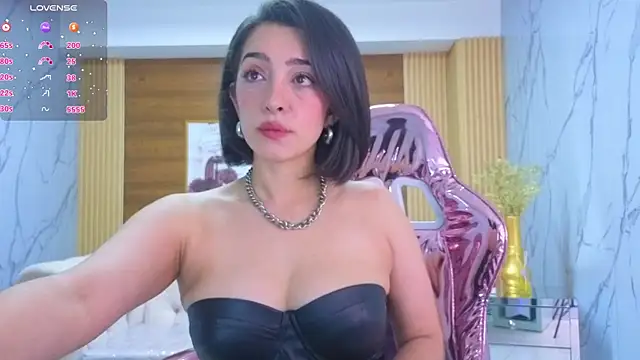 Snapshot of sara_lopez_s chatting on July 6, 1:41 pm sara lopez s online show from July 6, 1:41 pm