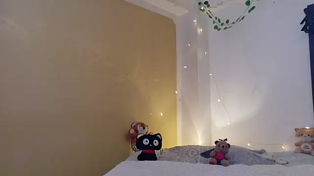 Snapshot of rosse_dredd chatting on May 1, 3:05 pm rosse dredd online show from May 1, 3:05 pm