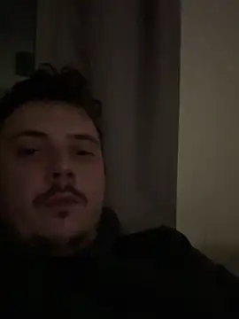 Snapshot of XXKieran chatting on October 17, 7:38 pm XXKieran online show from October 17, 7:38 pm