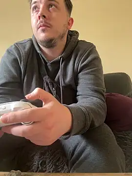 Snapshot of XXKieran chatting on March 22, 2:20 pm XXKieran online show from March 22, 2:20 pm