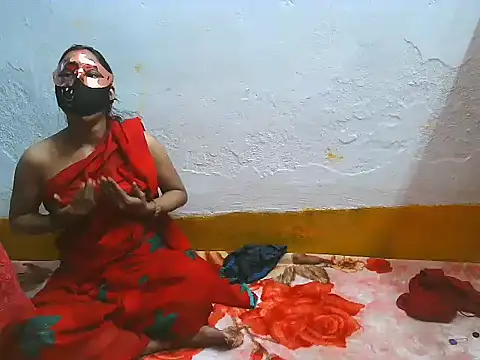 Snapshot of BustyBanuu chatting on November 25, 7:14 pm BustyBanuu online show from November 25, 7:14 pm