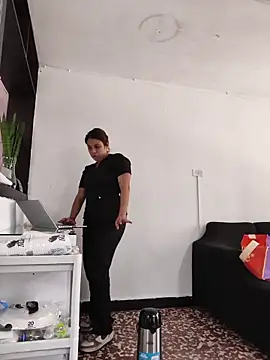 GabyMontenegro online show from February 11, 5:51 pm