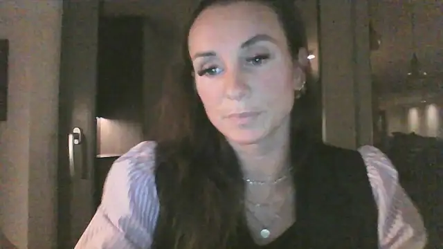 Snapshot of Justnani001 chatting on October 6, 7:22 pm Justnani001 online show from October 6, 7:22 pm