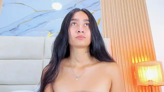 Nicolqueen  online show from April 20, 11:13 am