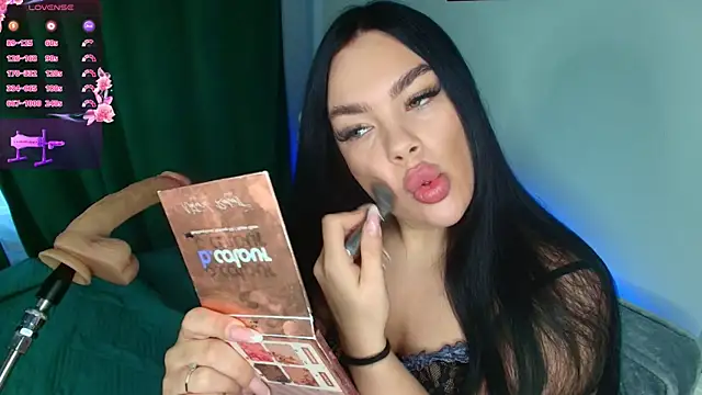 Snapshot of katerine_Monroe chatting on October 4, 6:33 am katerine Monroe online show from October 4, 6:33 am