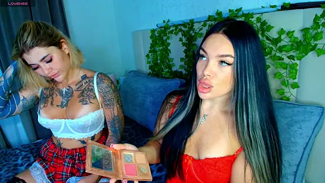 Snapshot of katerine_Monroe chatting on June 21, 8:28 am katerine Monroe online show from June 21, 8:28 am