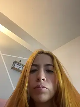 Snapshot of Little_ginger chatting on October 24, 6:54 am Little ginger online show from October 24, 6:54 am