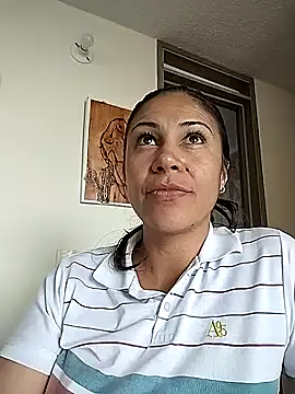 KittyHoleshot87 online show from October 6, 5:54 pm