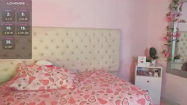 kiity horny  online show from April 1, 1:41 pm