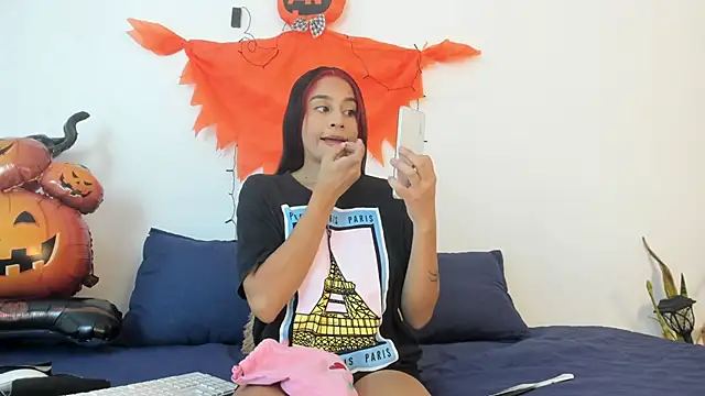 Snapshot of Lady_rossee chatting on October 26, 1:39 pm Lady rossee online show from October 26, 1:39 pm