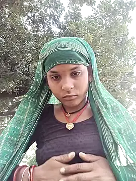 Idhika Jha online show from September 28, 10:31 am