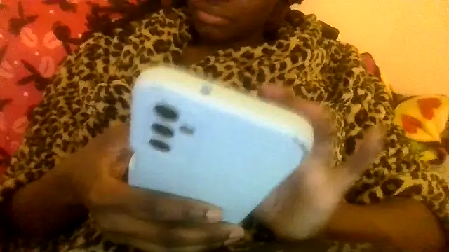 Snapshot of prettymaa chatting on September 25, 3:10 am prettymaa online show from September 25, 3:10 am