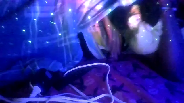 Snapshot of prettymaa chatting on December 18, 6:08 am prettymaa online show from December 18, 6:08 am