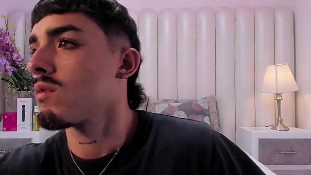 NikoStone  online show from April 22, 4:37 am