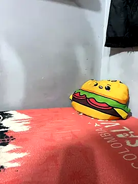 Snapshot of AlamJams chatting on October 8, 6:49 pm AlamJams online show from October 8, 6:49 pm