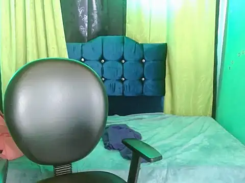 canelasexy 1 online show from April 16, 5:58 pm