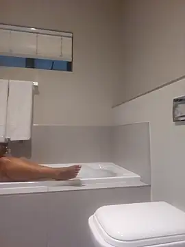 trickyOne online show from December 20, 8:38 pm